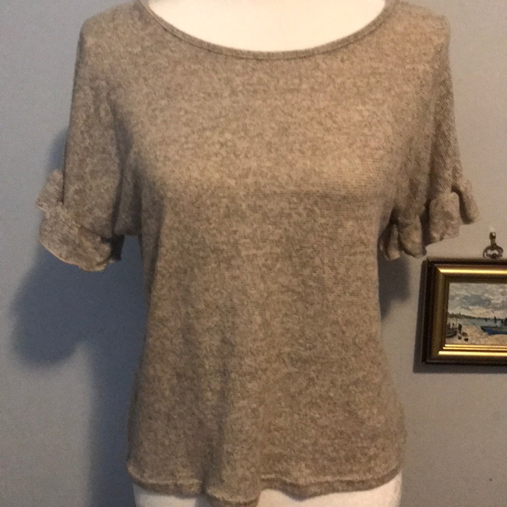2 for $25 Caution to the wind super soft top M B1